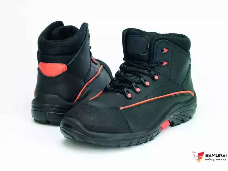 HOGE SCHOEN NEW BORNEO S3 SRC 1 HOGE SCHOEN NEW BORNEO S3 SRC